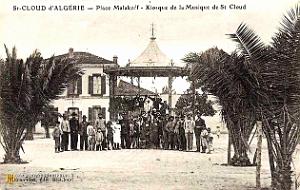 1384- Saint-Cloud - Place Malakoff et le Kiosque a musique